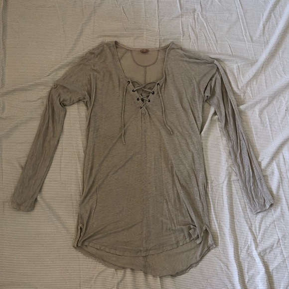 Wilfred Longsleeve - Picture 1 of 4